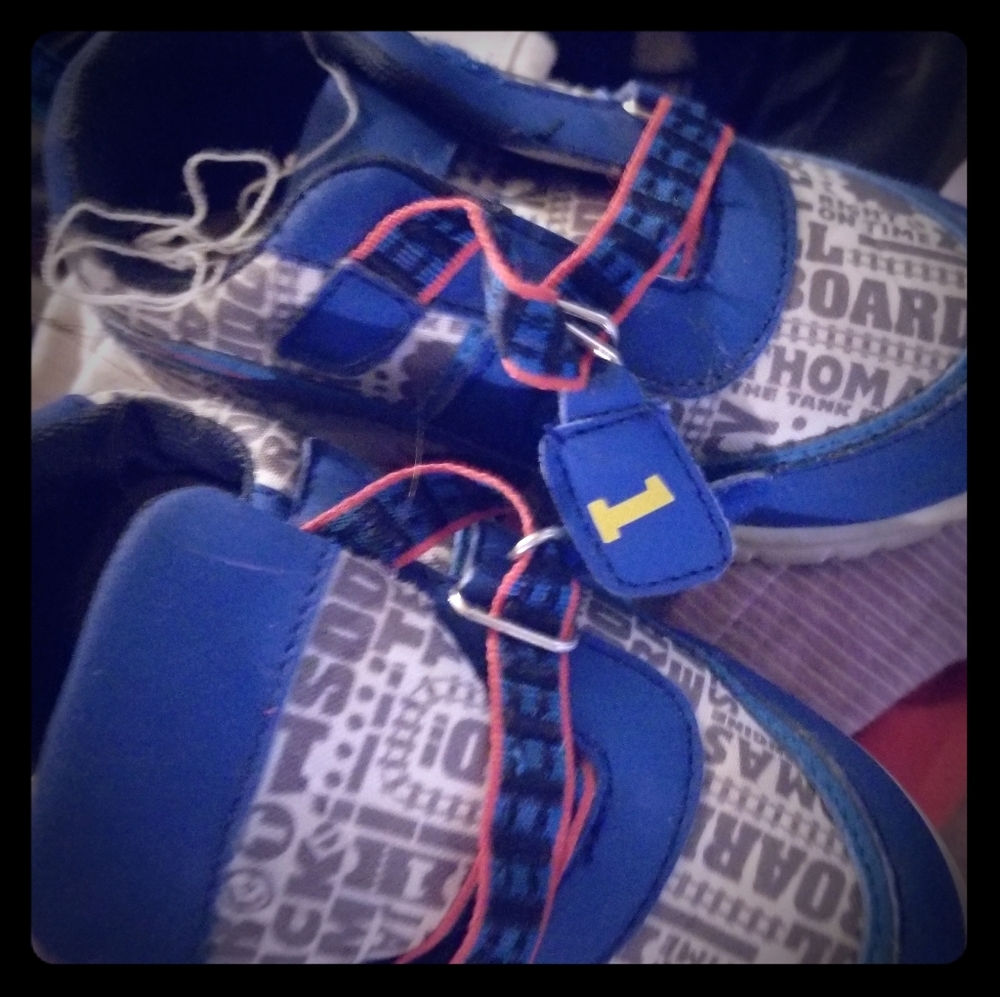 Thomas the train shoes